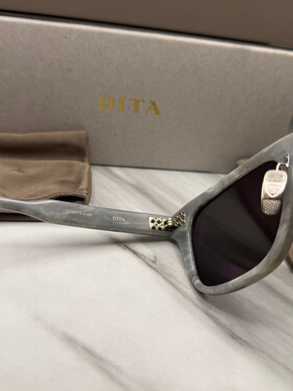Dita THAVOS DTS713-A-05
